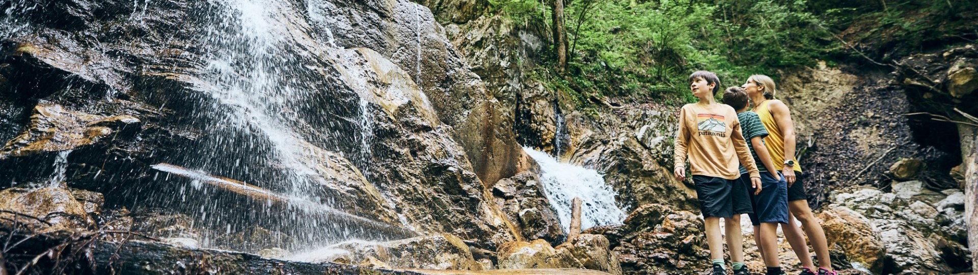 Kinder Lainbachwasserfall, © TOM; Tobias Köhler Kinder Lainbachwasserfall, © TOM; Tobias Köhler