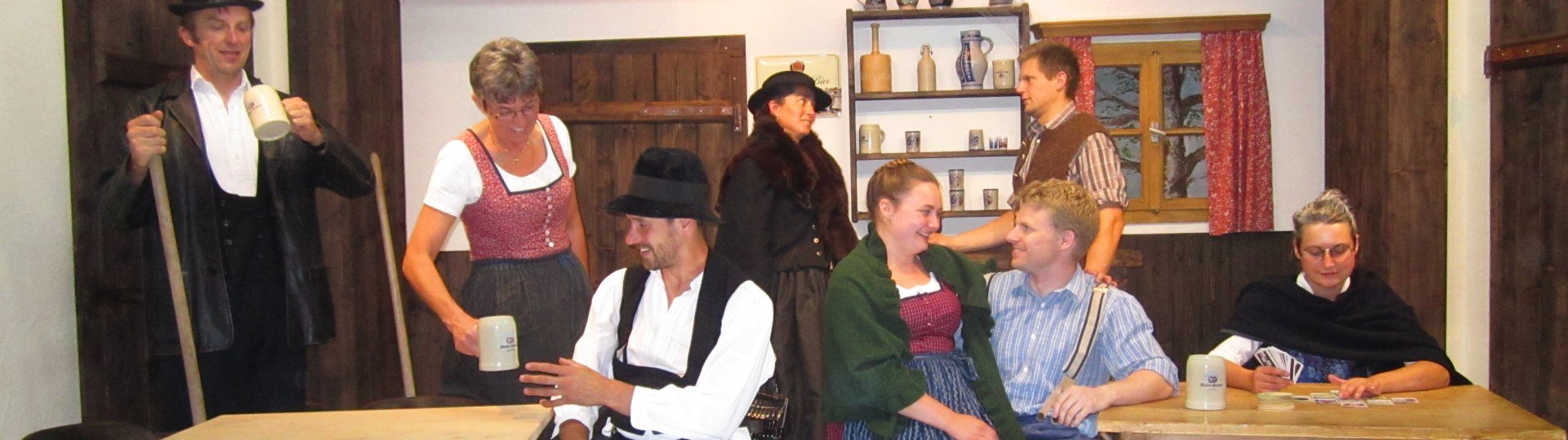 Theateraufführung im Gasthof Edeltraut am Walchensee, © Theatergruppe Walchensee Theateraufführung im Gasthof Edeltraut am Walchensee, © Theatergruppe Walchensee