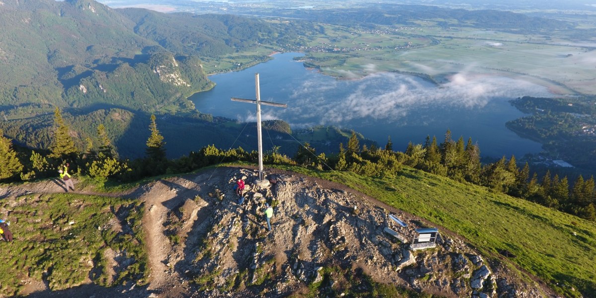 Jochberg Gipfel bei Sonnenaufgang, © Tourist Information Kochel a. See Jochberg Gipfel bei Sonnenaufgang, © Tourist Information Kochel a. See