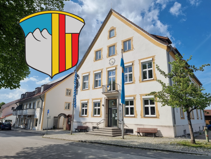 Rathaus Front, &copy; Tourist Information Kochel a. See, Daniel Weickel