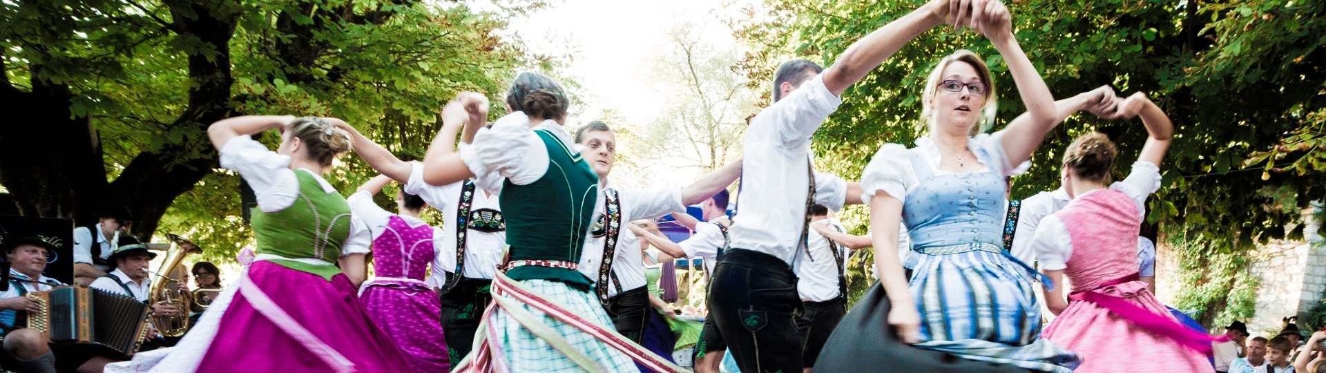 Aufführung der Kochler Plattler beim Seefest am Heimattag, © Tourist Information Kochel a. See, Fotograf Thomas Kujat