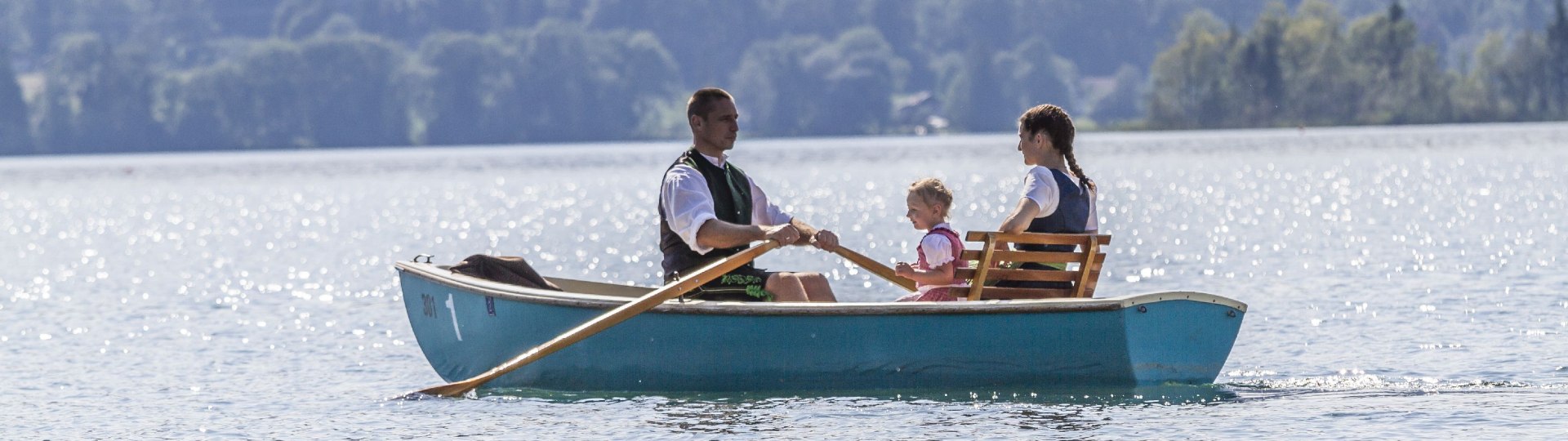 Familie im Ruderboot, Kochelsee, © Tourist Information Kochel a. See