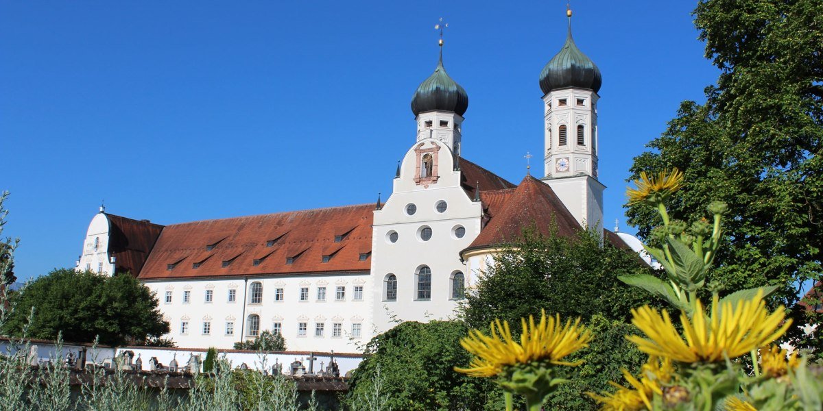 Kloster Benediktbeuern, &copy; G&auml;steinformation Benediktbeuern