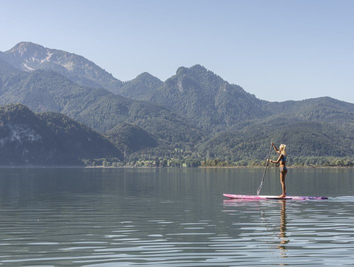 Stand Up Paddling auf dem Kochelsee, &copy; Bayern.by, Fotograf: U. Bernhart